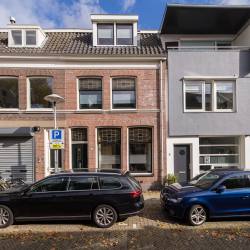 Wagendwarsstraat 8 